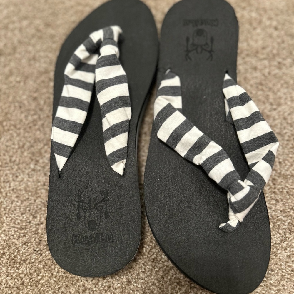 Black and White Striped Flip Flops